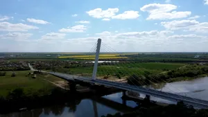 Ce probleme au descoperit inspectorii ISC la noul pod peste Mureș, de la Arad