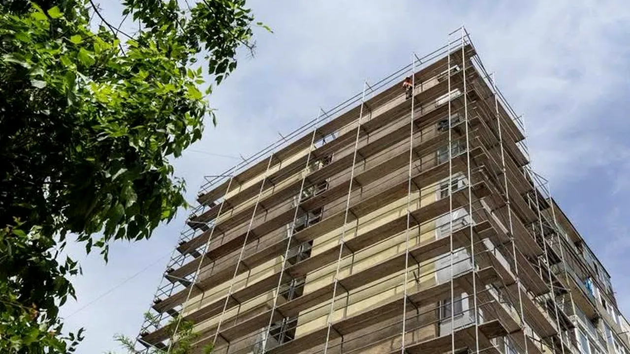 Legea care prevede mecanisme mai flexibile de recepție a lucrărilor finanțate prin PNRR a intrat în vigoare