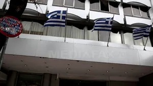 Atena se concentrează asupra finanţării, după ce Eurogrup a aprobat provizoriu lista reformelor