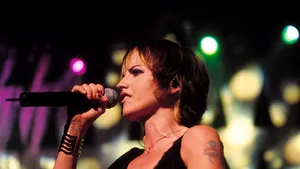 Cum a murit Dolores O'Riordan, solista trupei The Cranberries. Raportul medicilor legişti a fost făcut public