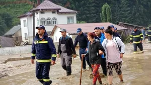 Government grants aid to families affected by floods in Neamț and Suceava