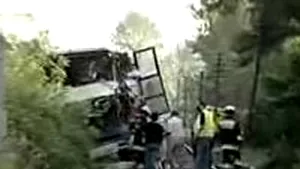 UPDATE 3: 7 morţi şi 16 răniţi într-un accident al unui autocar românesc, în Ungaria (VIDEO)