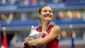 COMENTARIU Sorin Avram. Emma de România