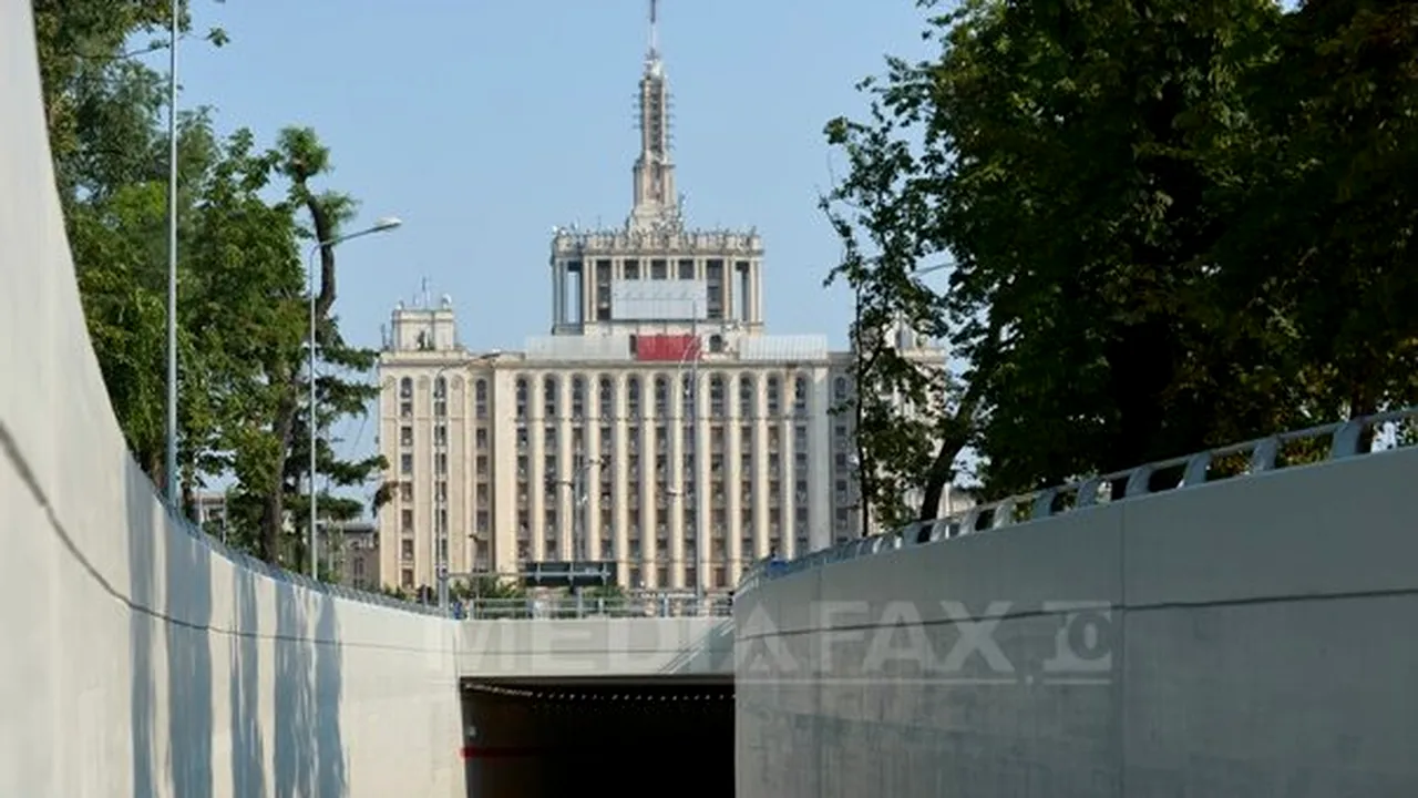 Pasajul Piaţa Presei a fost INAUGURAT: Cum arată pasajul pe care vor circula 2.000 de vehicule pe oră - FOTO