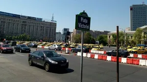 Şoferii Uber vor putea fi amendaţi pentru transportul neautorizat de persoane, potrivit angajamentului pe care Executivul şi l-a luat faţă de taximetriştii protestatari