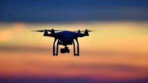 MApN: Posibile fragmente de dronă, semnalate în apropierea oraşului Galaţi