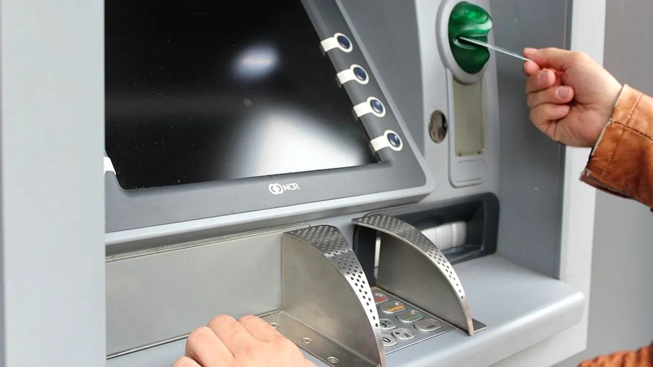 Raport BCE, în plin scandal privind taxarea: Băncile din România, mai puţin eficiente, în exploatare şi operaţiuni, decât cele din Bulgaria