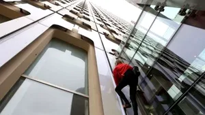 Alain Robert, supranumit 