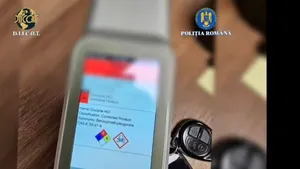 VIDEO Dealeri de cocaină arestați în Brașov: au fost prinși cu drogurile în mașină