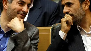 Doi miniştri iranieni, părăsesc Guvernul după ce l-au criticat pe Ahmadinejad