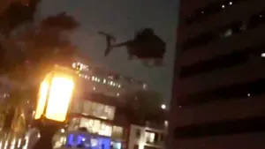 „Vânătorii de noapte”, cu elicopterele armatei în Los Angeles: Antrenament „ca în filme”, în centrul oraşului | VIDEO
