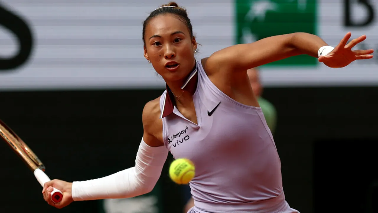 US Open: Medaliata cu aur olimpică Zheng Qinwen s-a retras, acuzând „durerii persistente