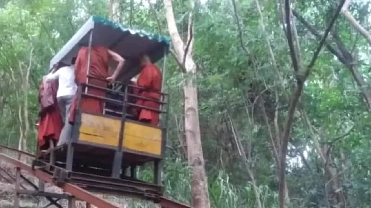 Tragedie în Sri Lanka. Șapte călugări, inclusiv un român, au murit