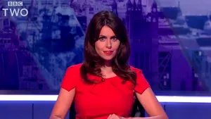 VIDEO: Angajaţii care lucrează de acasă fac haz de necaz. De epidemie te poţi feri, dar hărţuirea sexuală te găseşte şi acasă