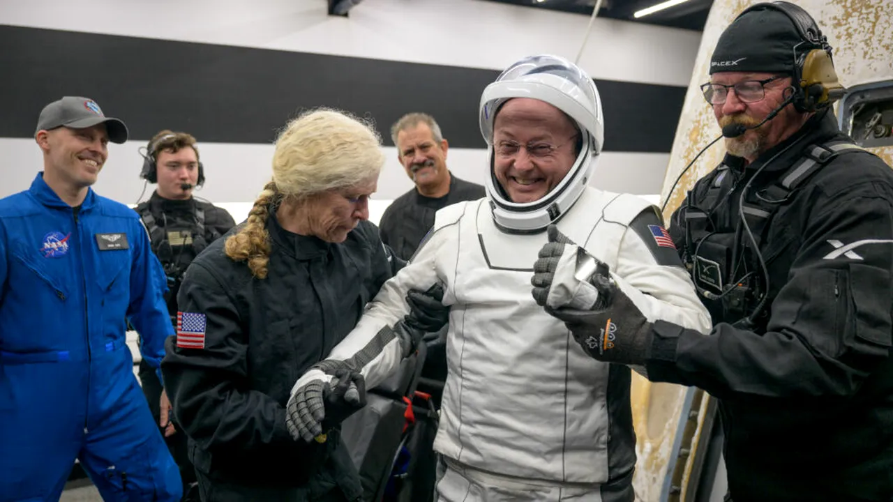 Aparatul care a salvat o viață în spațiu: NASA dezvăluie detalii despre criza medicală de pe ISS