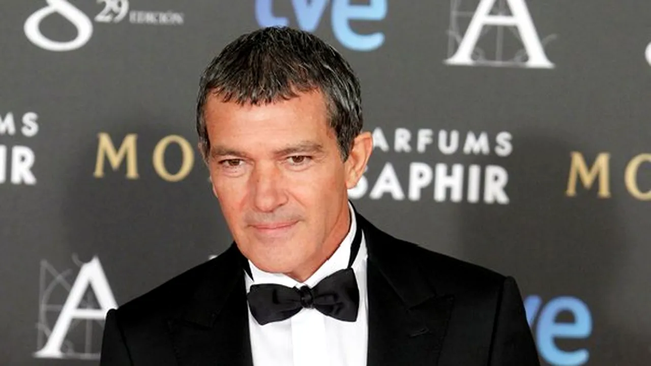 Antonio Banderas studiază moda la un prestigios institut din Londra