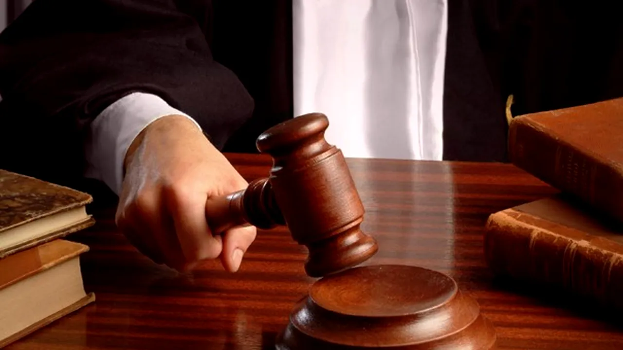 Justiţia italiană a condamnat 11 persoane pentru legături cu grupări teroriste