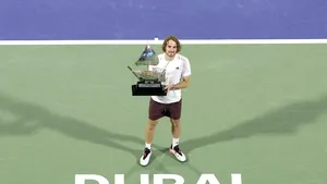Tsitsipas a câştigat turneul din Dubai. Este primul titlu ATP 500 după 11 finale pierdute