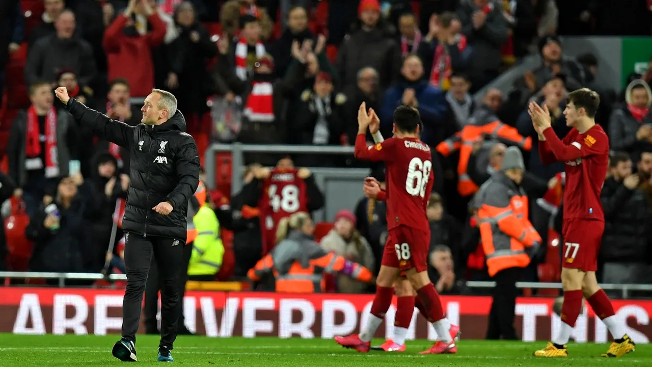 UEFA încoronează Liverpool. Forul continental sugerează ca echipa de pe Anfield să fie declarată campioana Angliei