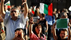 Germania şi Franţa îndeamnă oficialii bulgari să rupă legăturile cu oligarhia