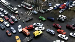 Studii de fezabilitate pentru semafoare noi în Bucureşti, contractate cu aproape 400.000 euro