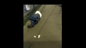 Bărbatul care a stat noaptea trecută întins pe jos la Spitalul Floreasca este acum internat la Obregia