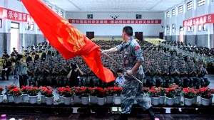 Bugetul pentru apărare chinez, al doilea cel mai mare din lume, a crescut din nou în 2013