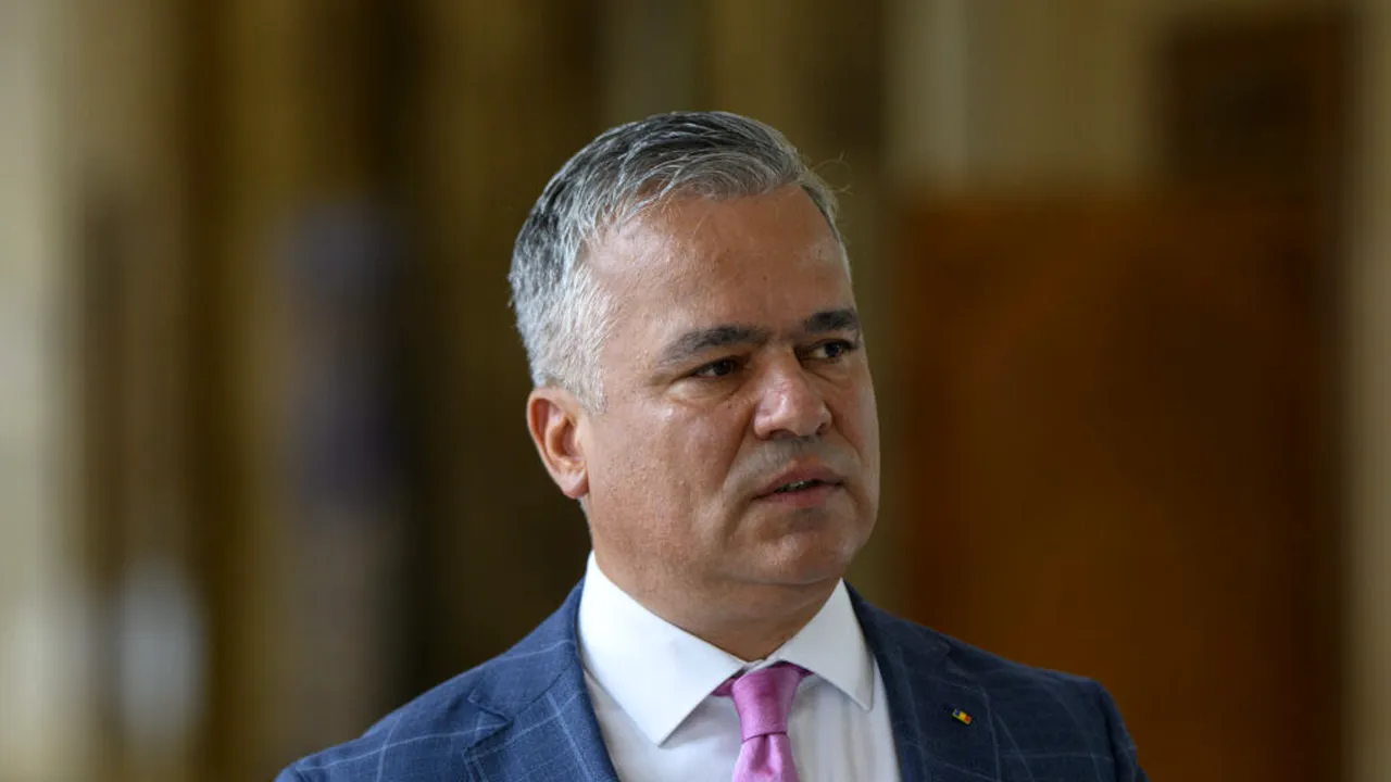 Veștea răspunde acuzațiilor de „premier pucist” și respinge scenariul unui guvern făcut cu PSD împotriva PNL