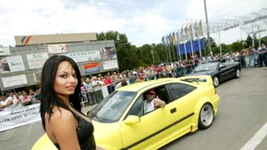 Raliu pentru vitezomanii amatori organizat de Ziua Poliţiei