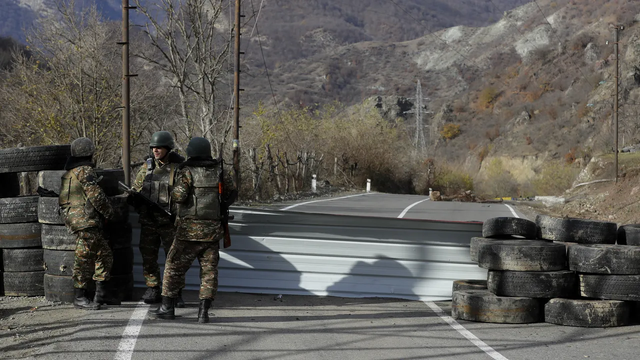 Armenia cere o anchetă după ce Rusia a acuzat Azerbaidjanul de o încălcare a unui acord din Nagorno-Karabah