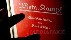 FOCUS: „Mein Kampf”, liber la copyright, uriaş succes de casă