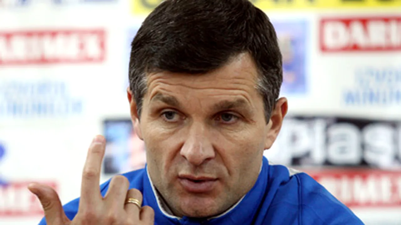 Sabău: Tătăruşanu nu este preocupat de soarta echipei
