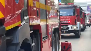 București: Incendiu izbucnit într-un apartament, 27 de persoane evacuate
