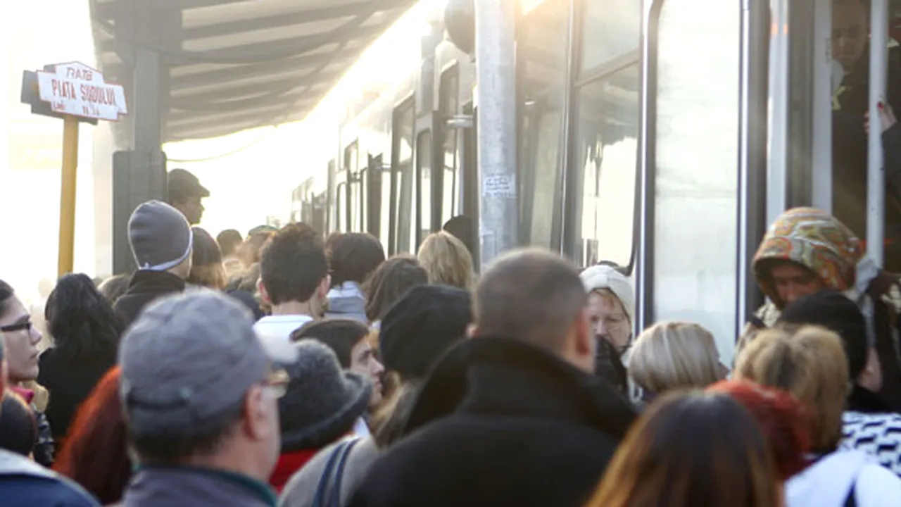 Ambuteiaje în mai multe cartiere bucureştene, din cauza grevei de la metrou - VIDEO şi FOTO