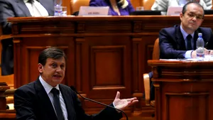 Antonescu: Nu voi vorbi azi despre acest Guvern, ca să nu mă repet