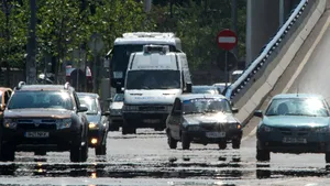 Traficul rutier va fi restricţionat în Capitală vineri şi sâmbătă