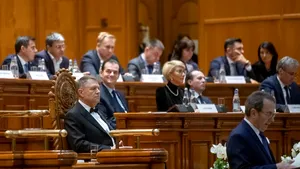 COMENTARIU Lelia Munteanu. Preşedintele României nu e prost