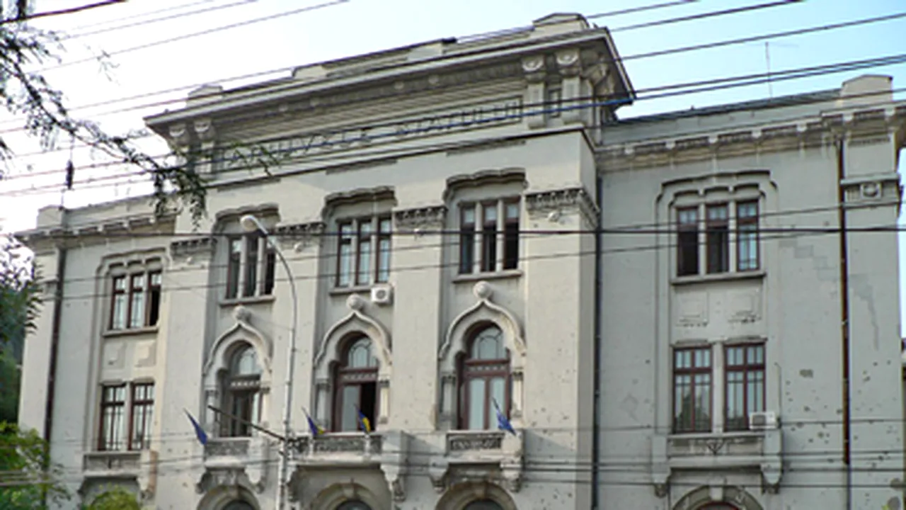 Angajaţii Arhivelor Naţionale cu funcţii de execuţie vor avea salarii între 870 şi 5.340 de lei