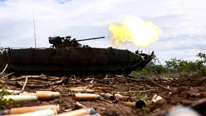 Ucraina le cere civililor să părăsească teritoriile ocupate: Armata își întețește atacurile asupra forțelor ruse