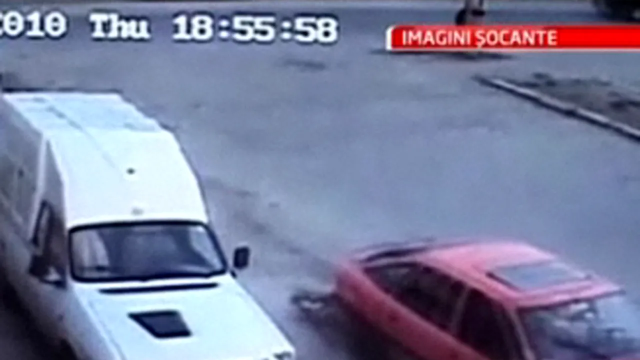 Copilul lovit de o maşină, la Craiova, are fracturi şi un traumatism cranian - VIDEO