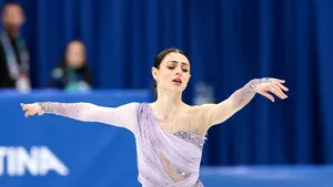 „De la gândul de a mă retrage, la o medalie”. Patinatoarea Julia Sauter, după podiumul de la Budapest Trophy