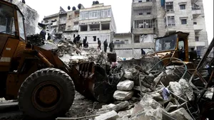 Cutremurele din Turcia şi Siria, ziua 7. Bilanţul cutremurului depăşeşte 33.000 de morţi în Turcia şi Siria. Două femei însărcinate au fost salvate /  China a trimis duminică 53 de tone de corturi pentru a ajuta Turcia
