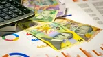 Curs valutar 30 iulie 2025: Leul continuă să se deprecieze