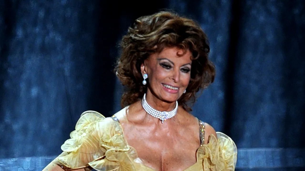Sophia Loren joacă în rolul mamei sale