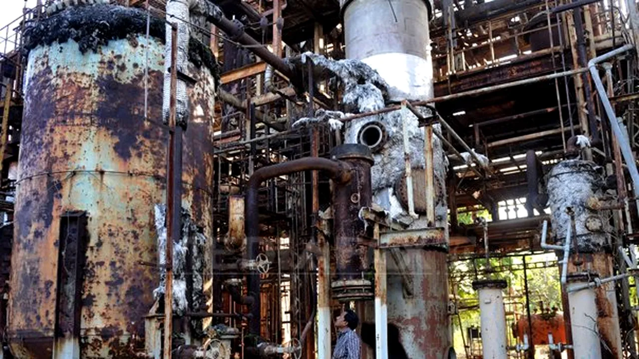 Opt persoane, vinovate pentru catastrofa de la Bhopal, cel mai grav accident din industria mondială - VIDEO
