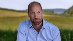 Prințul William a vizitat copii bolnavi evacuați din Gaza și tratați în Marea Britanie