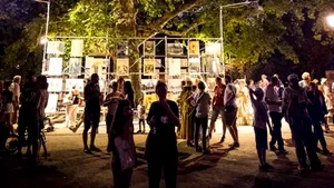 Spectacolele de teatru s-au mutat în Cişmigiu. Festivalul care te ţine în priză până în toamnă