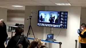 Imagini cu primul termoscanner de pe Aeroportul Otopeni. În total au fost comandate 35 de aparate