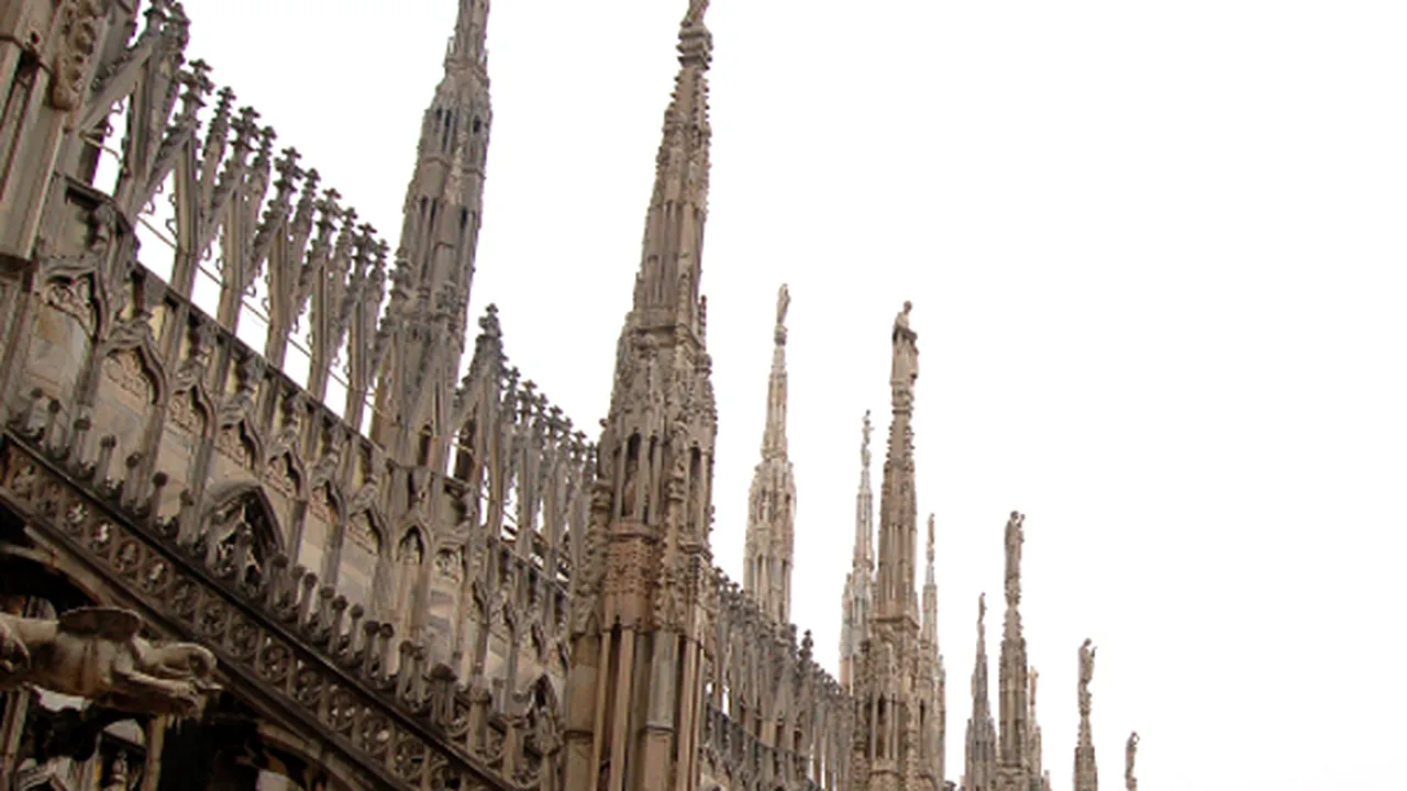 Garguiele de pe Domul din Milano pot fi adoptate, contra unei donaţii