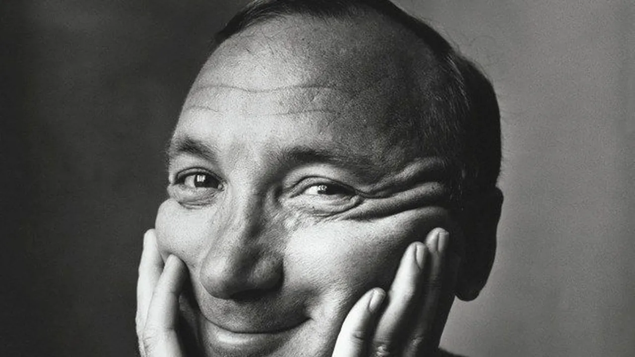 Dramaturgul american Neil Simon a decedat la vârsta de 91 de ani
